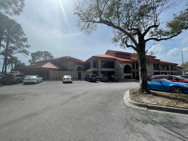 Building Photo - 3102 W Waters Ave