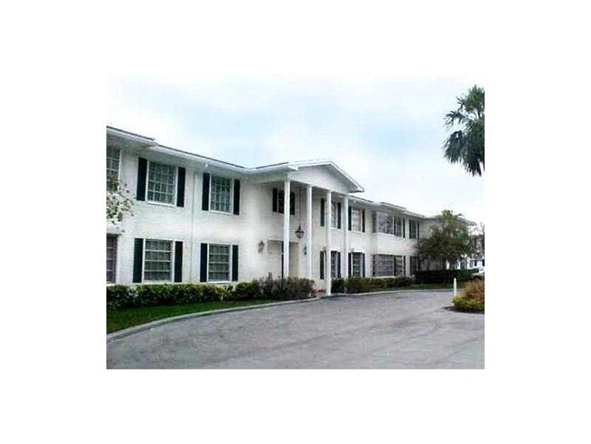 Foto del edificio - 2271 NE 68th ST