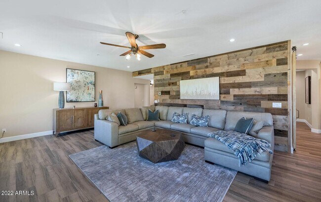 Foto del edificio - 6118 E Coyote Wash Dr