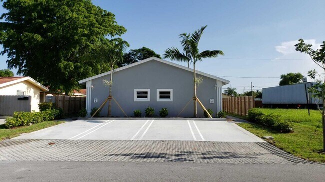 Foto del edificio - 205 NW 12th St