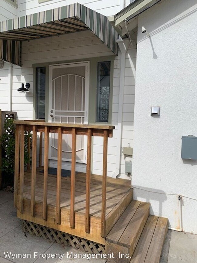 Building Photo - 1 br, 2 bath House - 2391 Yajome Street