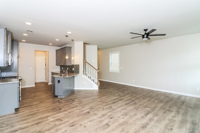 Foto del edificio - 3023 Creekside Overlook Wy