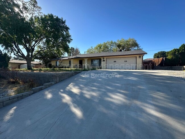 Foto del edificio - 14170 Montecito Pl