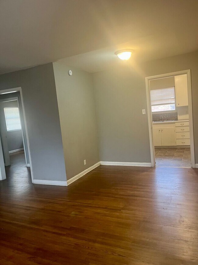 Foto del edificio - 105 42nd Pl