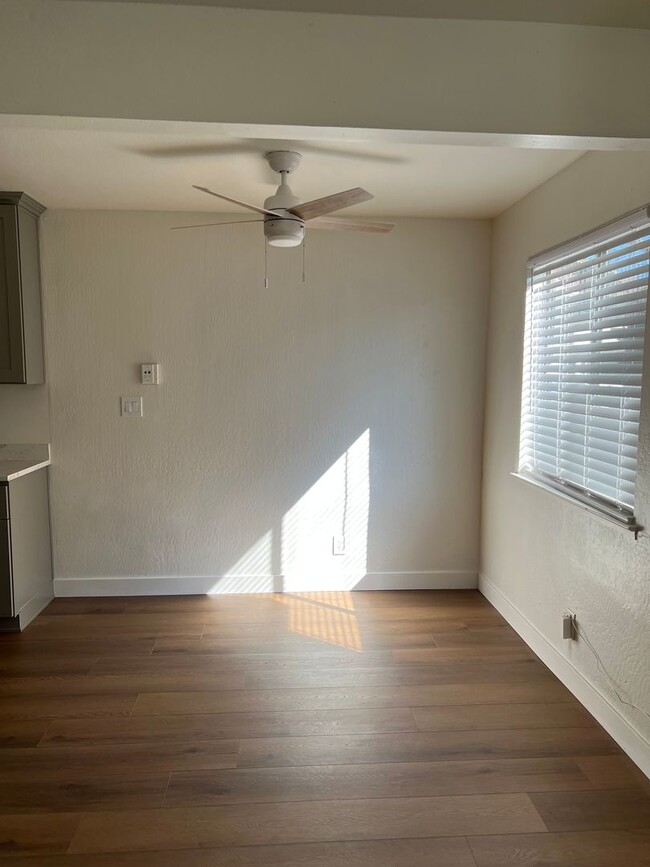 Foto del edificio - Two Bedroom Condo for Rent in Vacaville