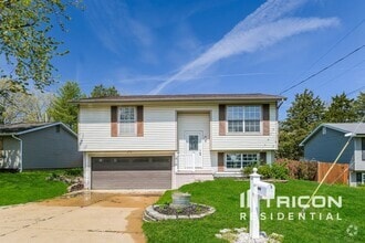 Building Photo - 1816 Hilltop Village Ln