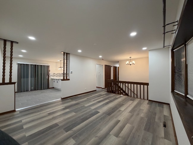 Building Photo - 7431 W 83rd Ln