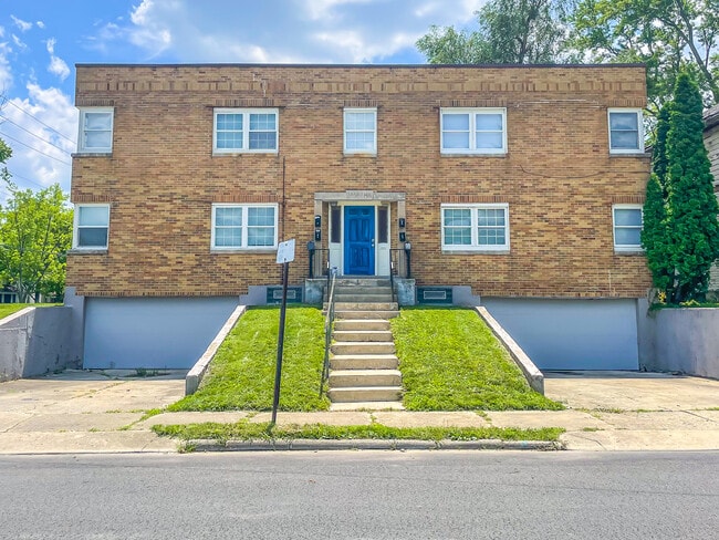 Building Photo - 100 Victor Ave