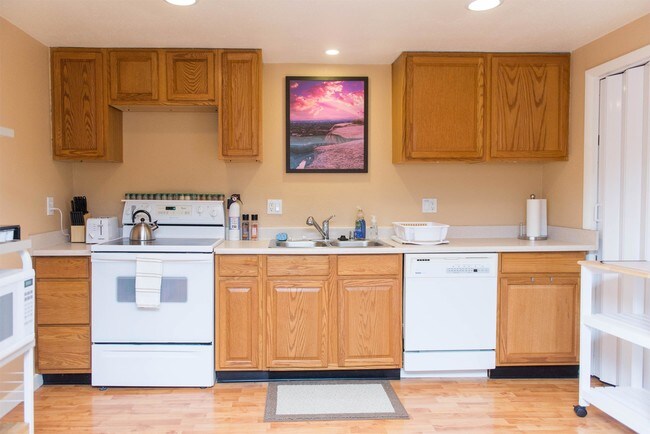 Photo - 1220 Avenue D
