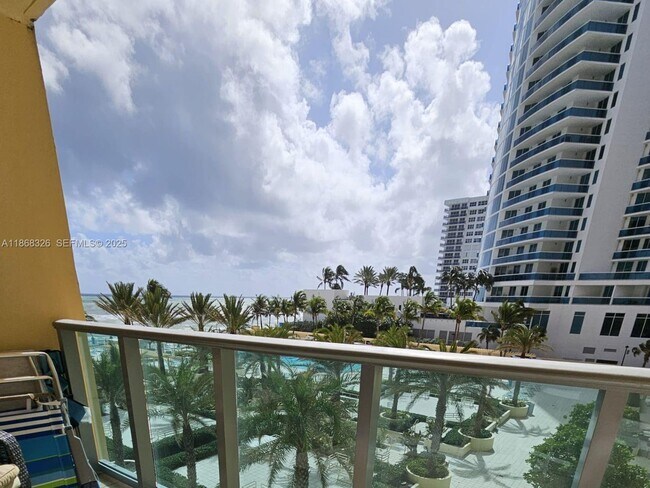 Foto del edificio - 2501 S Ocean Dr