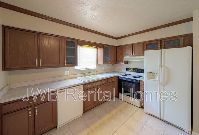 Foto del edificio - 1620 Bay Cir E