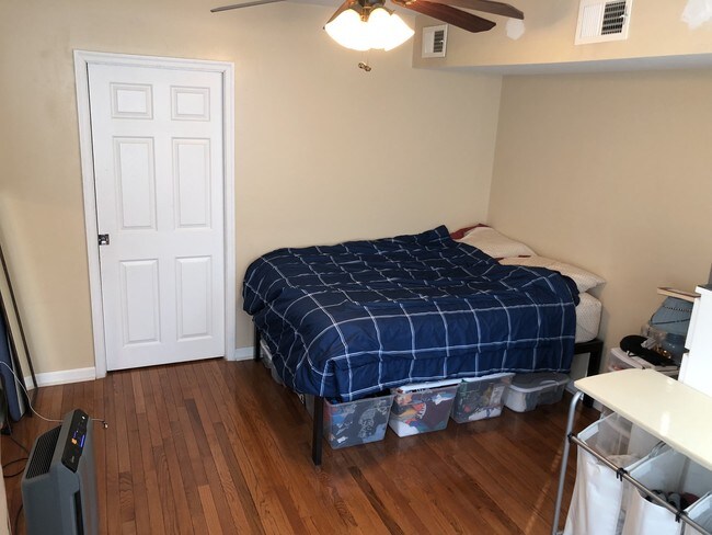 Foto del edificio - 4931 Locust St