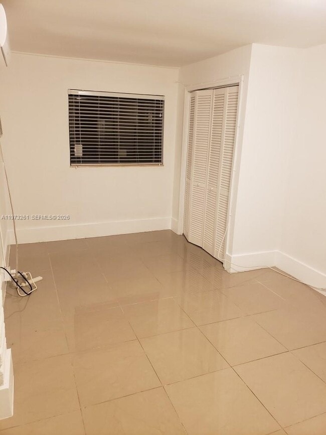 Foto del edificio - 4124 SW 61st Ave