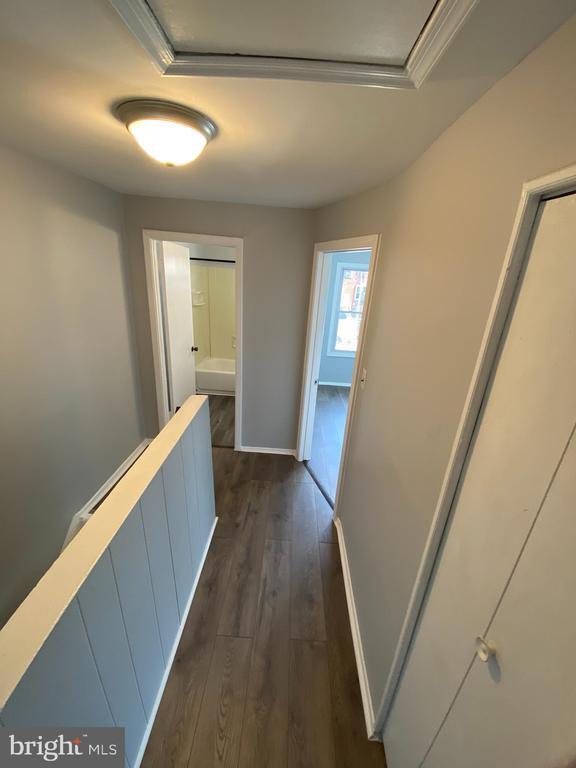 Foto del edificio - 2004 Kelmore Rd