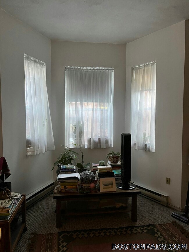 Building Photo - 111 Norway St