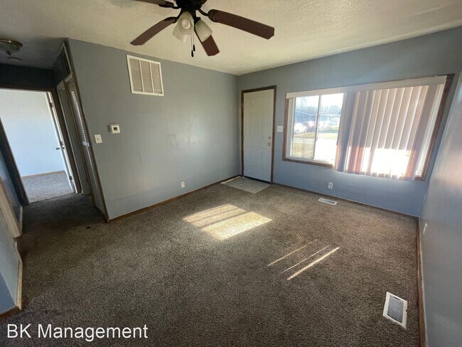 Building Photo - 2 br, 1 bath House - 1404 E 24th Street