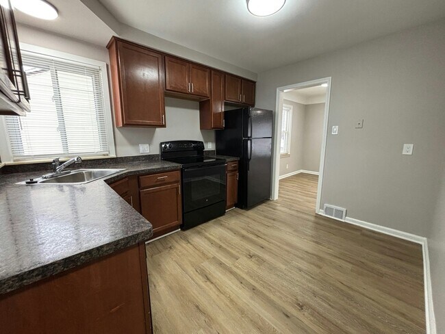 Foto del edificio - 31045 Marquette St