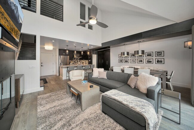 Foto del edificio - 113 Lost Creek Ln