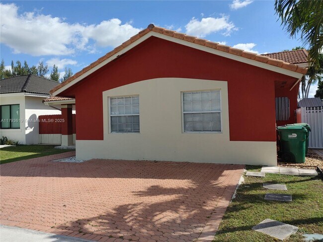 Foto del edificio - 1137 NW 128th Pl
