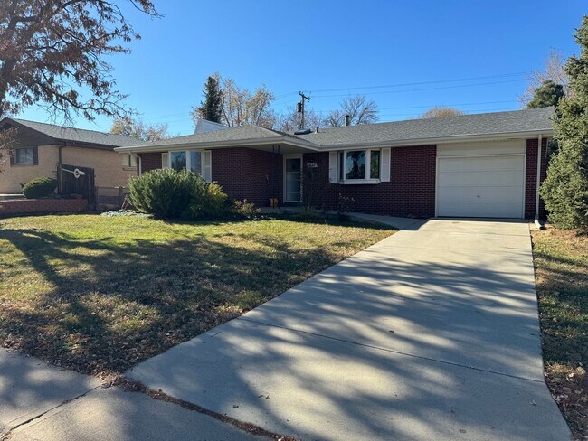 Photo - Private Lakewood Home