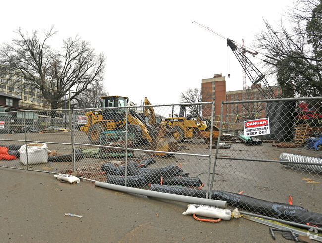 Building Photo - The Standard at Knoxville