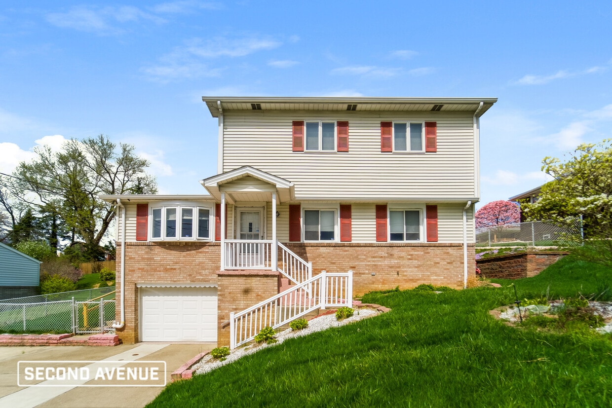 13459 Louise Dr House for Rent in Irwin, PA