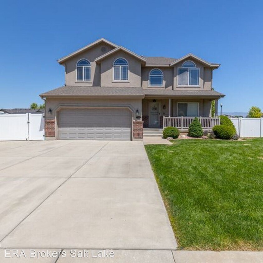 Primary Photo - 5 br, 3.5 bath House - 2526 W 2450 N
