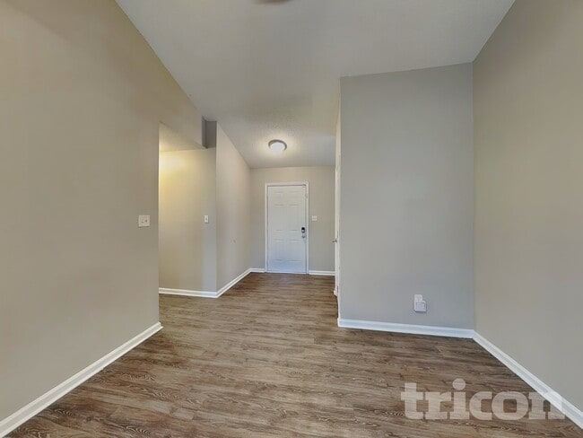 Building Photo - 3520 Lytham Pl