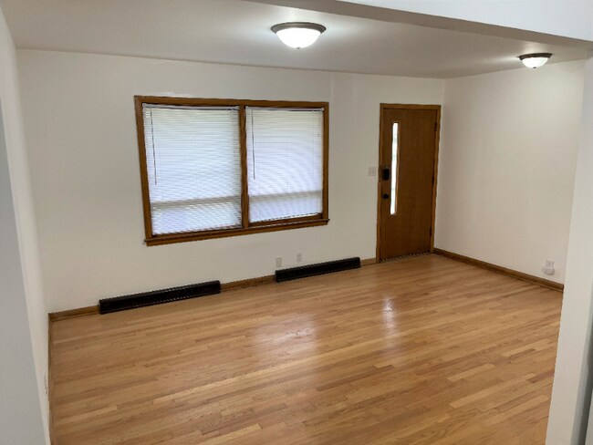 Building Photo - 3701 St Andrews Blvd