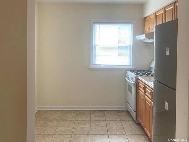 Foto del edificio - 71 Evergreen Ave