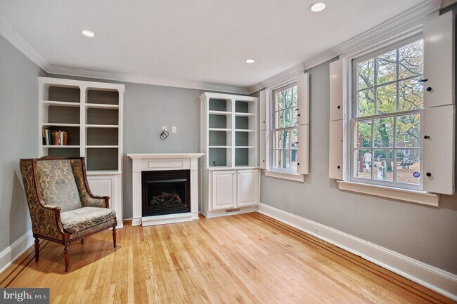 Foto del edificio - 323 Cypress St