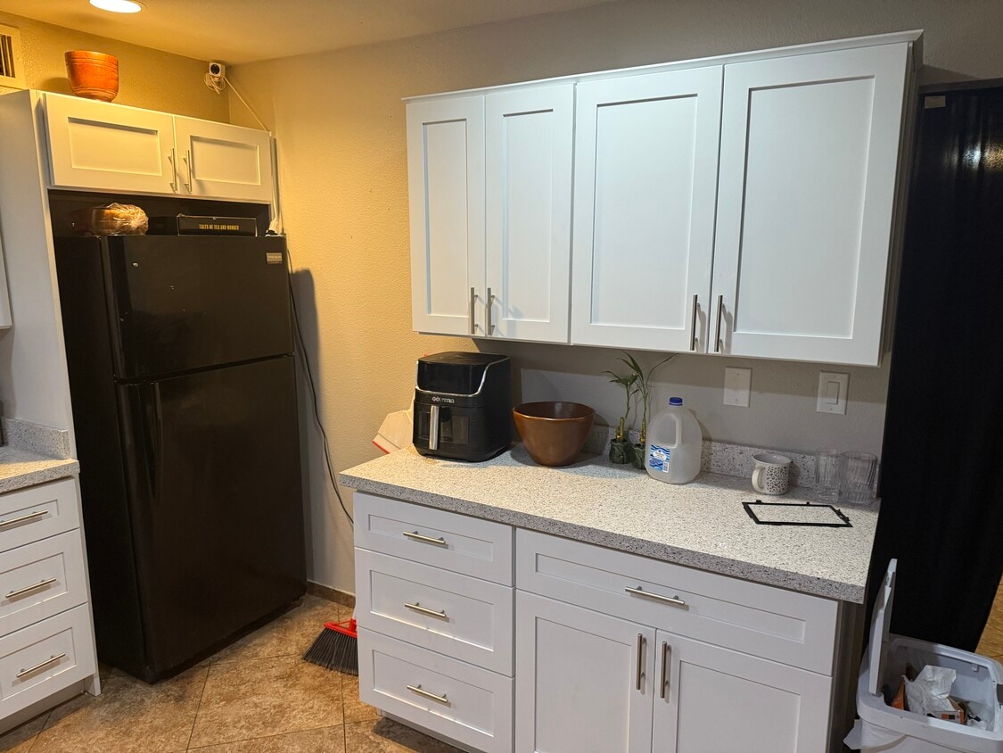 Building Photo - 4621 W Desert Crest Dr