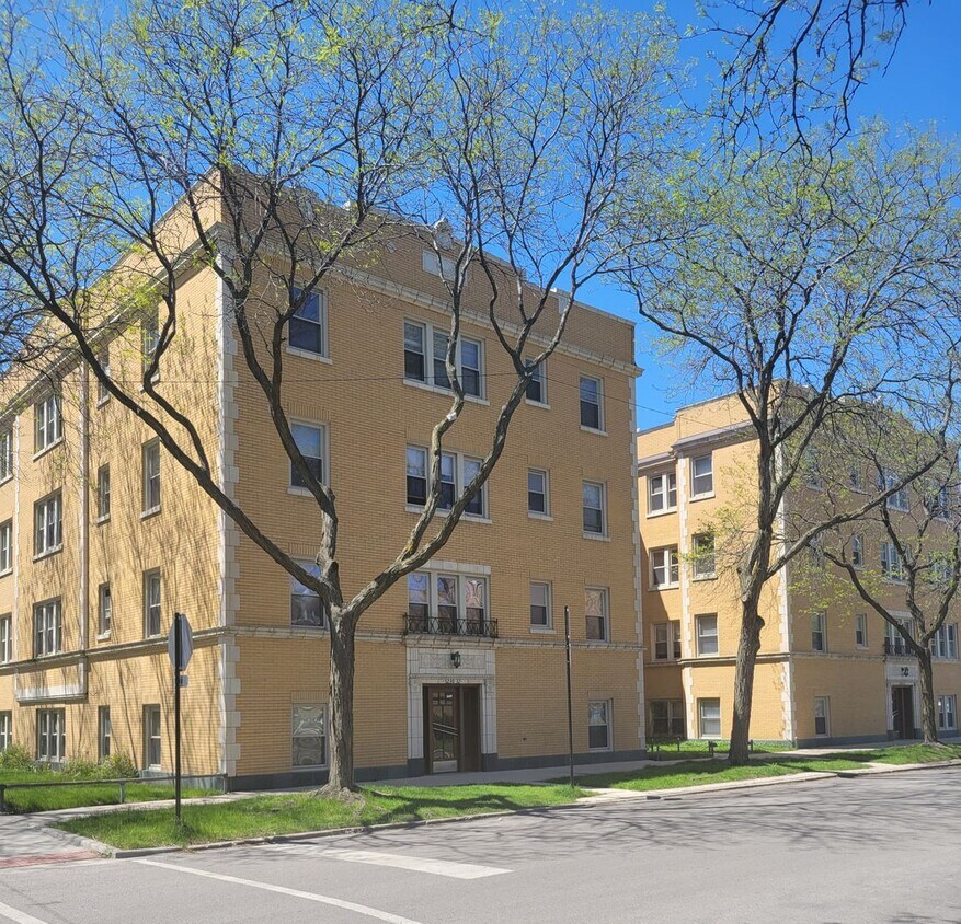 Large 1 Bedroom with Dining Room / Heat &... - Large 1 Bedroom with Dining Room / Heat  &...