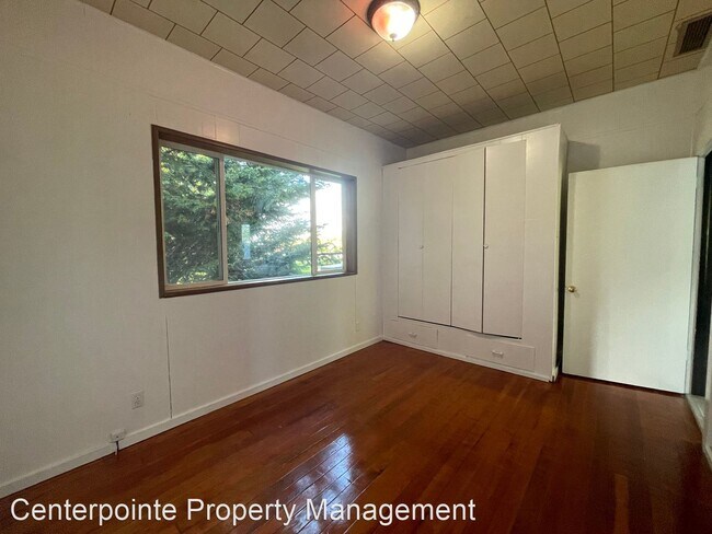 Building Photo - 4 br, 2 bath House - 771 Stearns Ln.