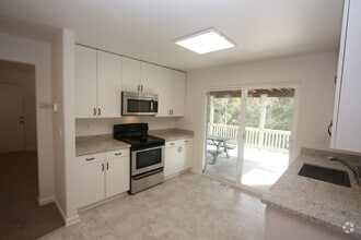 Building Photo - 10 Andorra Ct