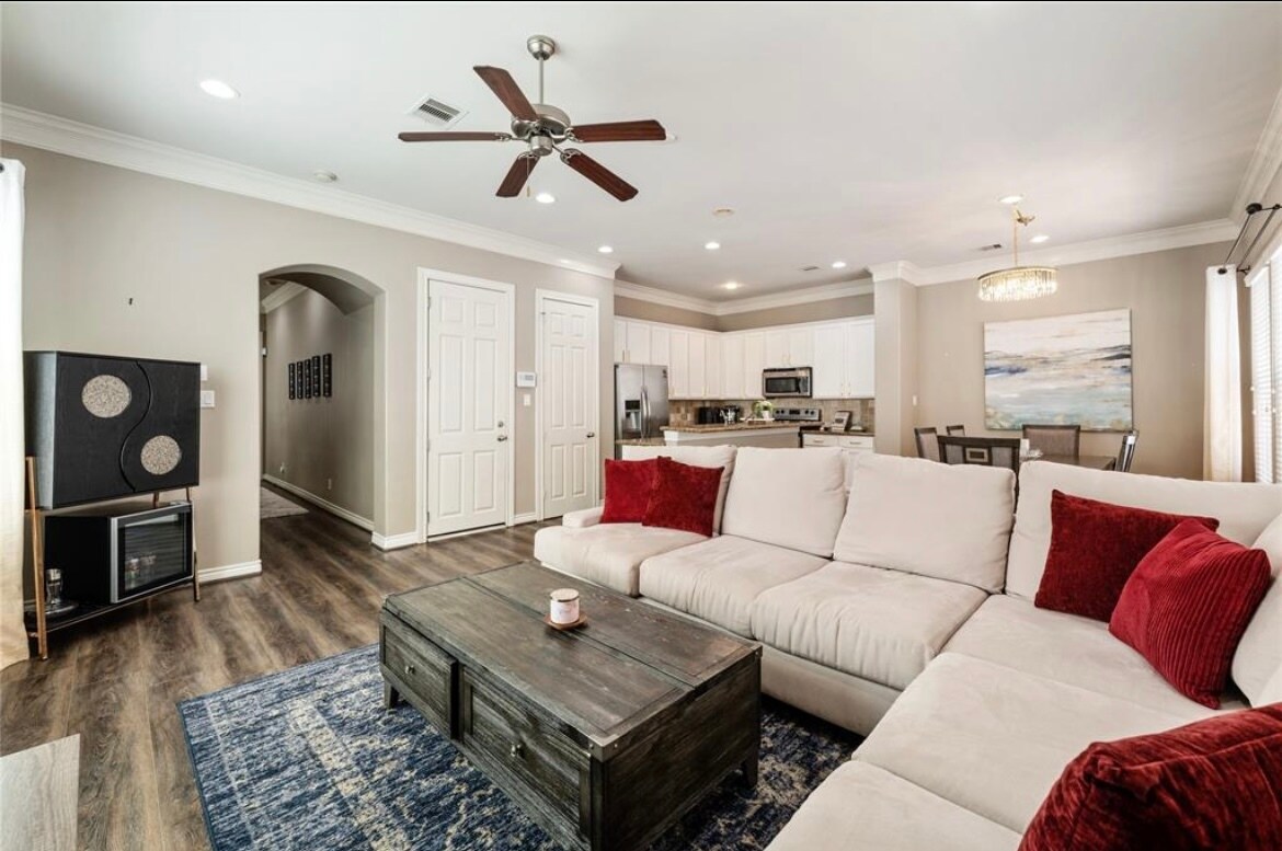 Foto principal - 2710 Sherwin St