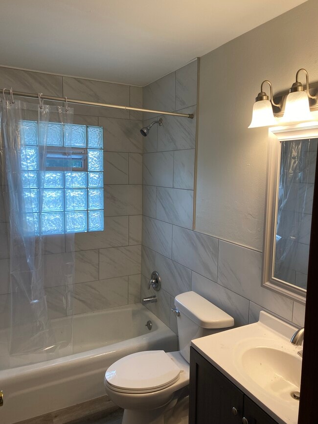 Foto del edificio - 5471 S 13th St