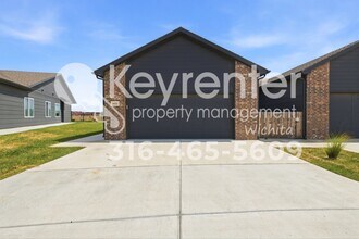 Building Photo - 16221 W Ike Ct