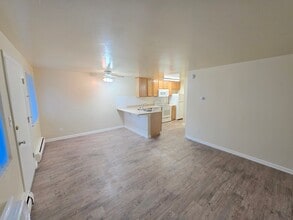 Building Photo - 375 S Depew St