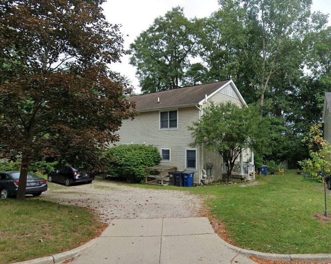 Primary Photo - 230/232 Brookridge Ct.