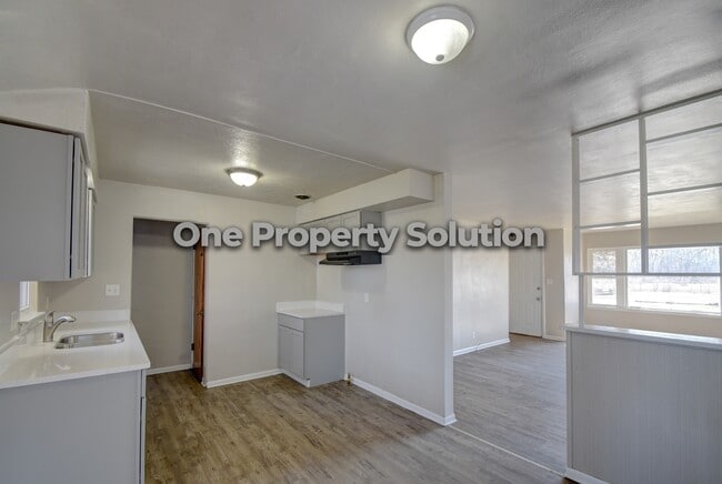 Foto del edificio - 4240 E 13th Ave