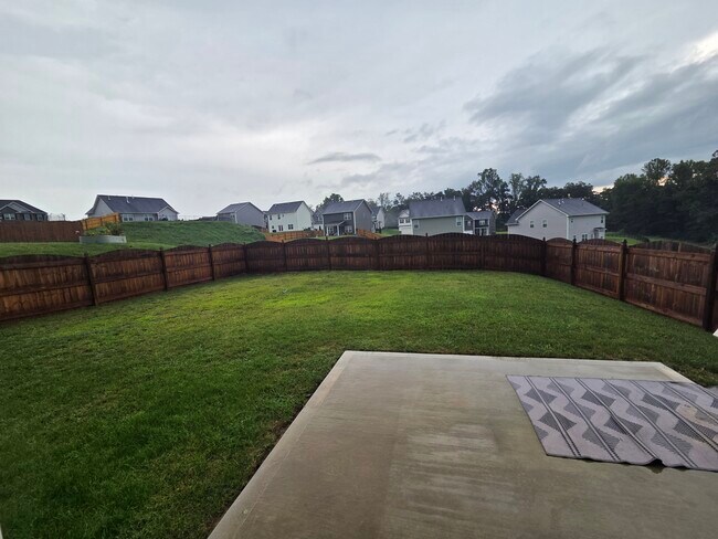 Building Photo - 11351 Narrow Leaf Dr