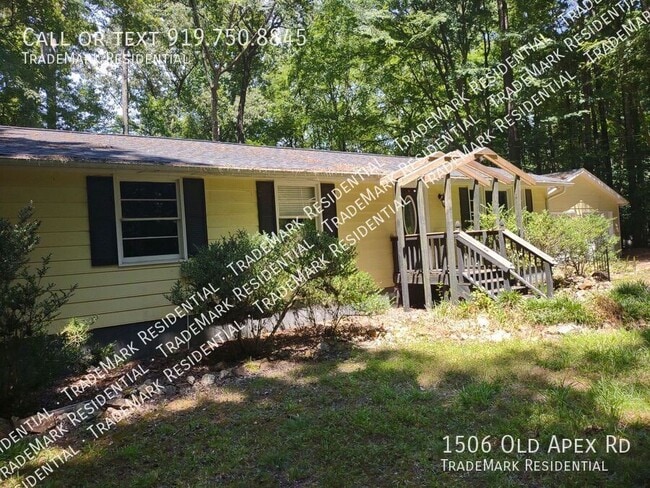 Building Photo - 1506 Old Apex Rd