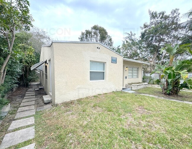 Photo - 501 SE 12th Ct Townhome