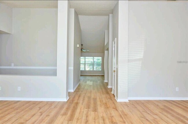 Building Photo - 5303 Windbrush Dr