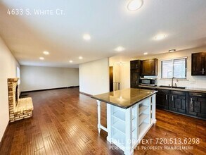Building Photo - 4633 S White Ct