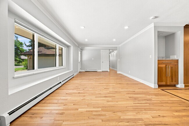 Foto del edificio - Charming 3-Bedroom Home in Lakewood, CO
