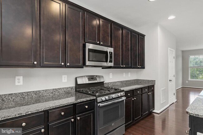 Foto del edificio - 7814 River Rock Way