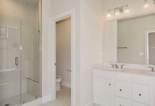 Foto del edificio - 2375 Liberty Loop
