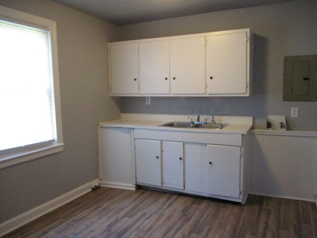 Building Photo - 2605 Textile Dr